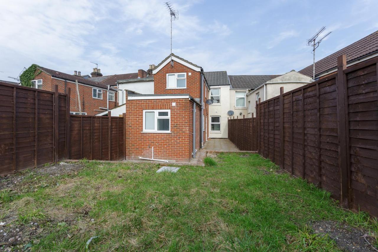 Blackberry - Stylish Self-Contained Flats In Soton City Centre Southampton Exteriér fotografie